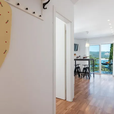 Apartment Lotus *