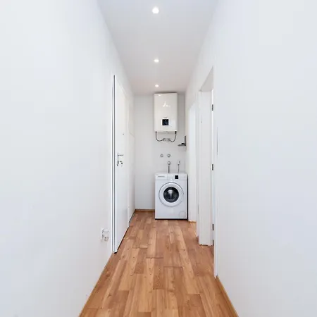 Lotus Lägenhet Trogir