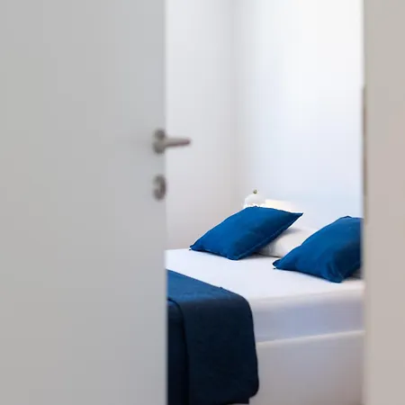 アパート Lotus *